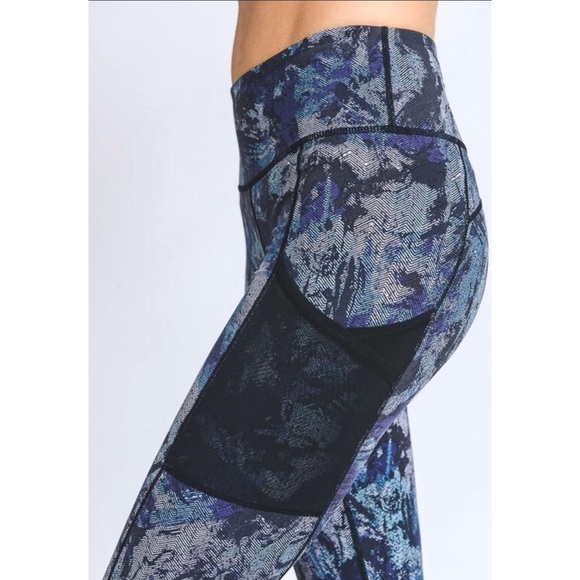 Blue Print Mesh  Athletic Leggings - Picture 4 of 5